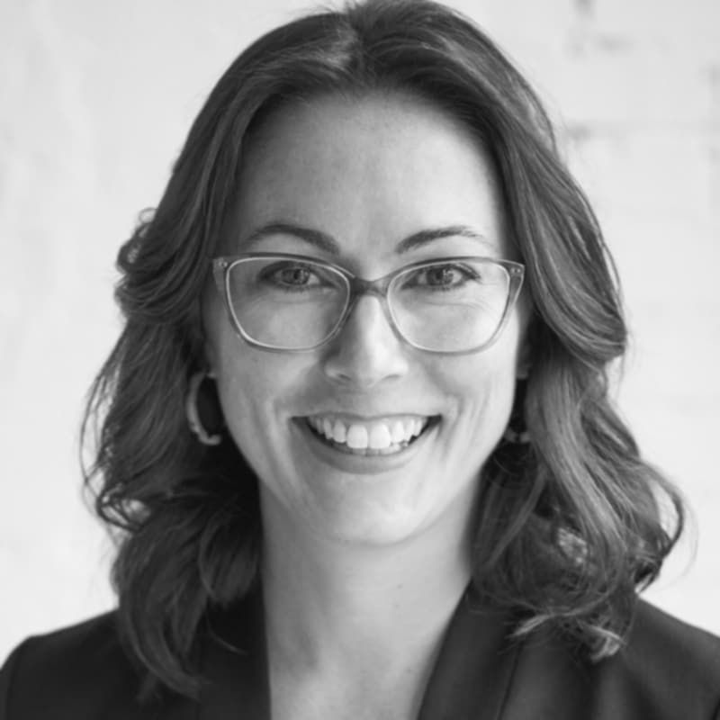 Courtney Plaster headshot